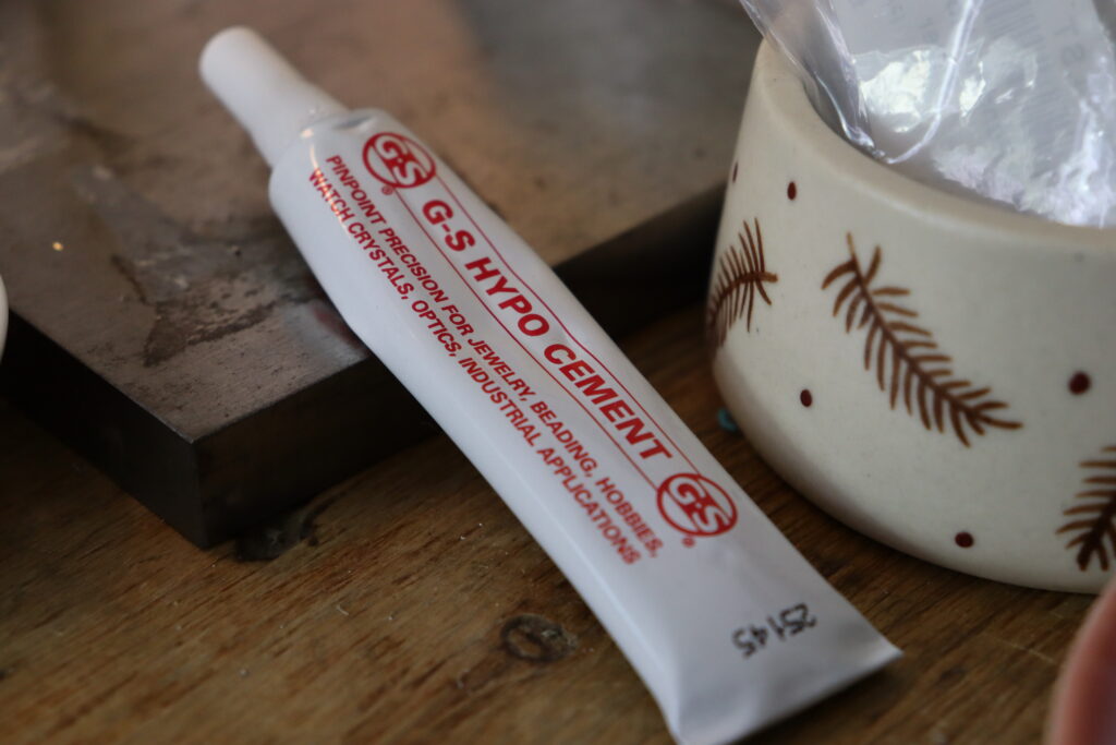 cement jewelry glue